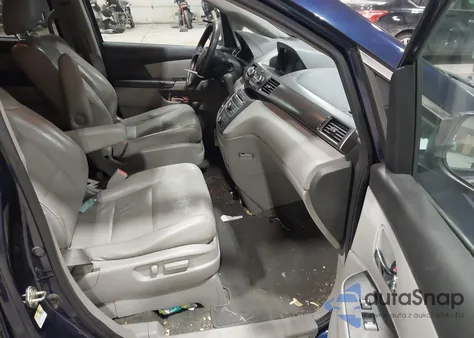 2014 Honda Odyssey Lx z USA, uszkodzony, nr VIN 5FNRL5H2XEB067764